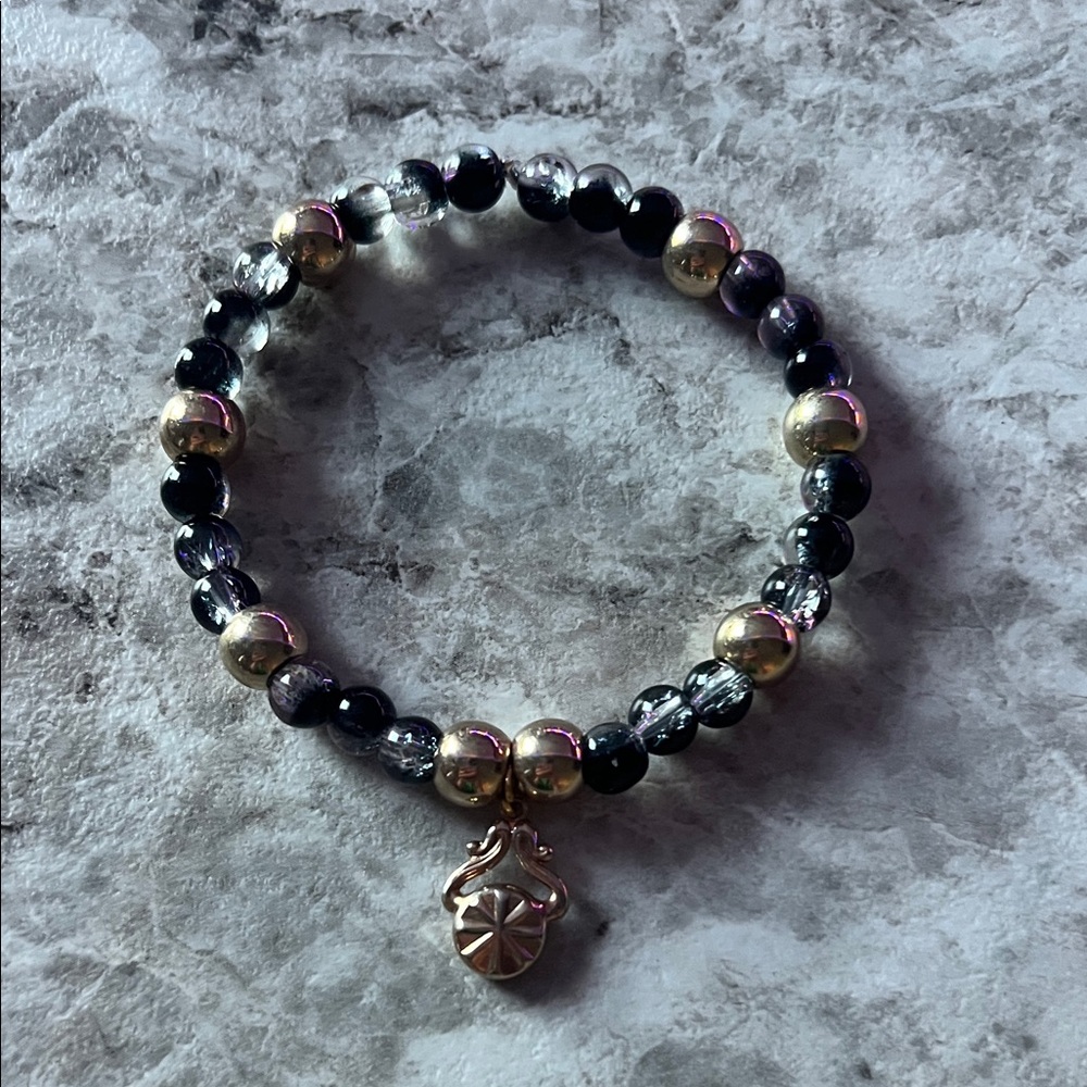 Elegant Black and Gold Beaded Bracelet